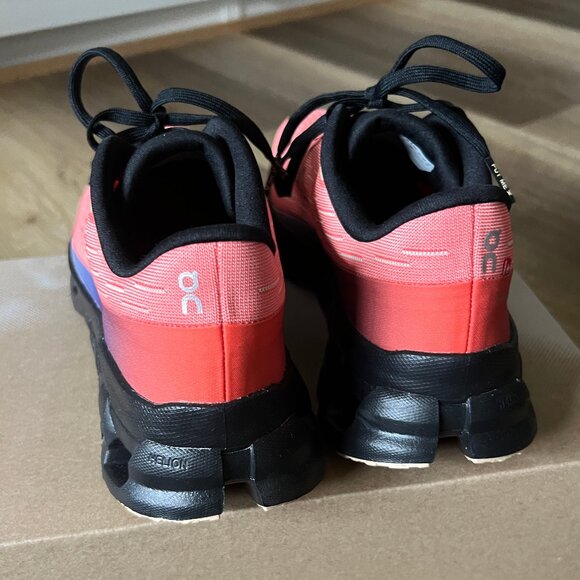 NWT On Running Women's Cloudspark - Picture 3 of 5